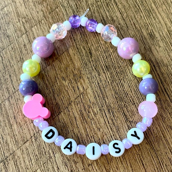 Disney Daisy Duck Bracelet - Picture 1 of 1